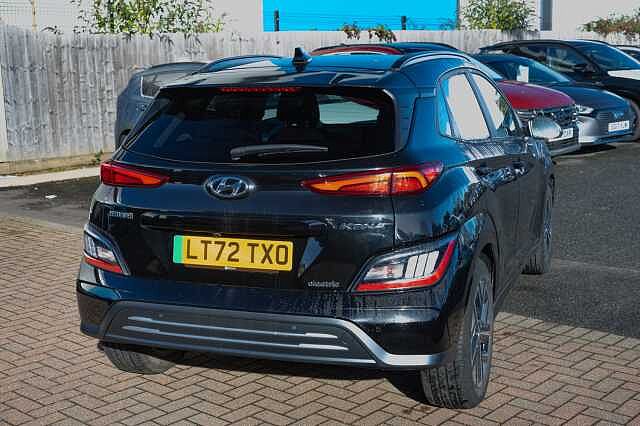 Hyundai KONA 150kW Premium 64kWh 5dr Auto Abyss Black