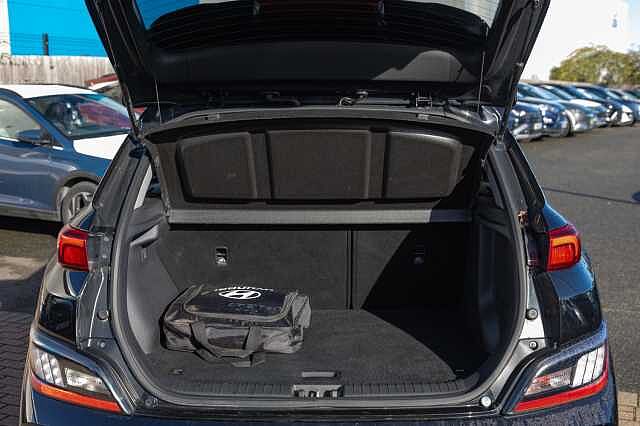 Hyundai KONA 150kW Premium 64kWh 5dr Auto Abyss Black