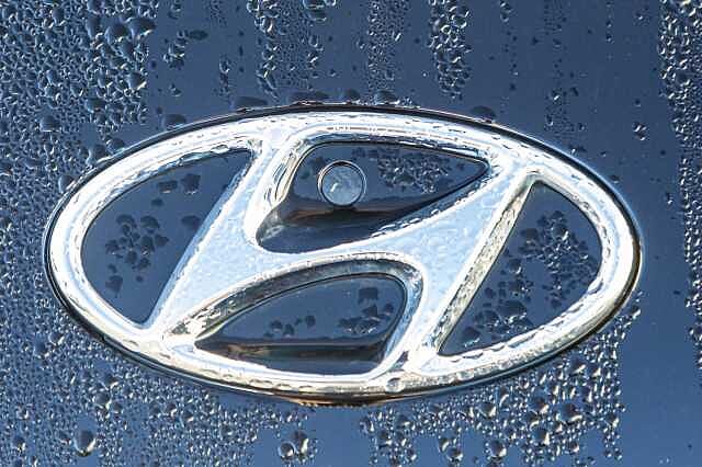 Hyundai KONA 150kW Premium 64kWh 5dr Auto Abyss Black