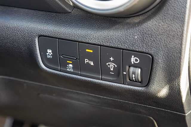 Hyundai KONA 150kW Premium 64kWh 5dr Auto Abyss Black