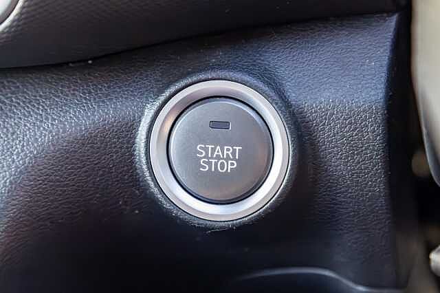 Hyundai KONA 150kW Premium 64kWh 5dr Auto Abyss Black