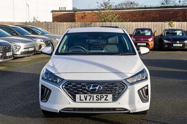 Hyundai IONIQ 1.6 GDi Hybrid Premium SE 5dr DCT
