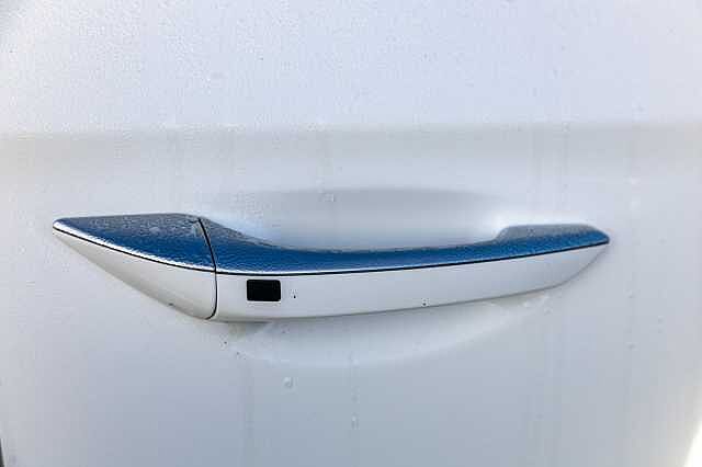 Hyundai IONIQ 1.6 GDi Hybrid Premium SE 5dr DCT