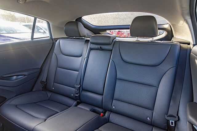 Hyundai IONIQ 1.6 GDi Hybrid Premium SE 5dr DCT