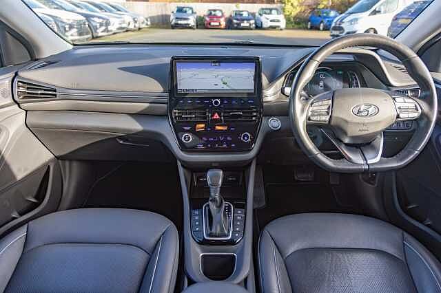 Hyundai IONIQ 1.6 GDi Hybrid Premium SE 5dr DCT