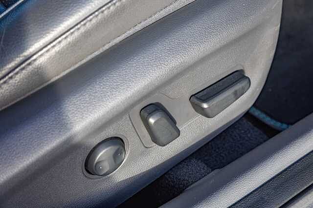 Hyundai IONIQ 1.6 GDi Hybrid Premium SE 5dr DCT