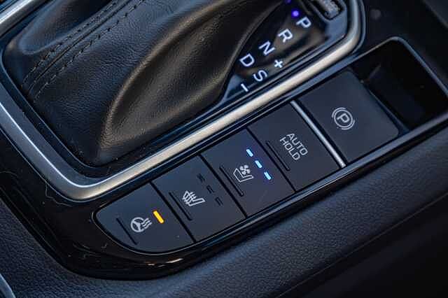 Hyundai IONIQ 1.6 GDi Hybrid Premium SE 5dr DCT