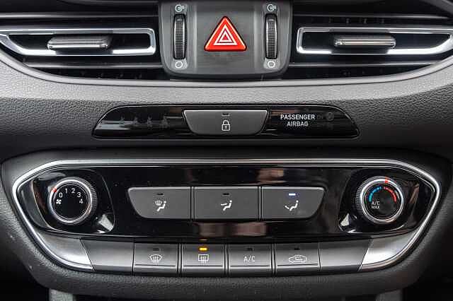 Hyundai i30 1.0T GDi SE Connect 5dr
