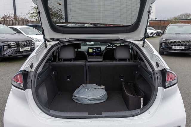 Hyundai IONIQ 100kW Premium SE 38kWh 5dr Auto