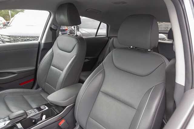 Hyundai IONIQ 100kW Premium SE 38kWh 5dr Auto