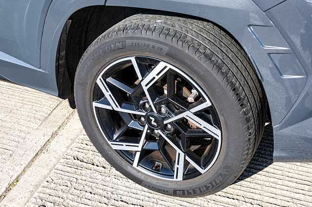 Hyundai TUCSON 1.6T Hybrid N Line S 5dr Auto Grey