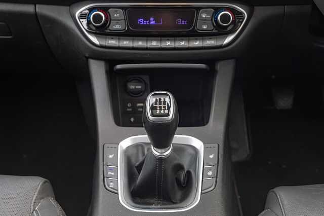 Hyundai i30 1.4T GDI Premium SE 5dr