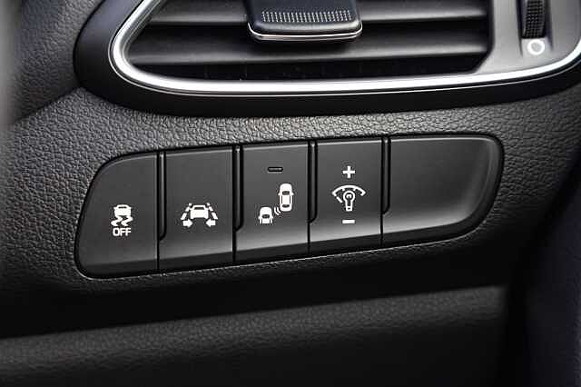 Hyundai i30 1.4T GDI Premium SE 5dr