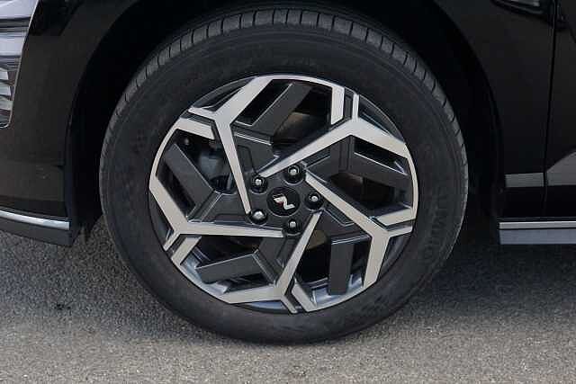 Hyundai KONA 1.6 Hybrid 129 N Line S 5dr DCT Abyss Black
