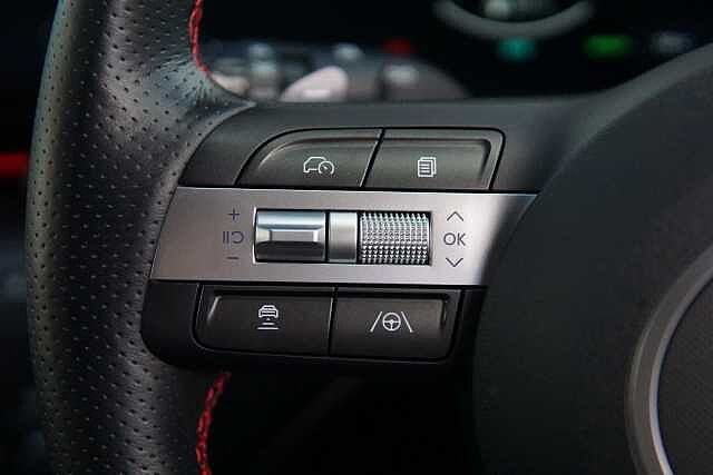 Hyundai KONA 1.6 Hybrid 129 N Line S 5dr DCT Abyss Black