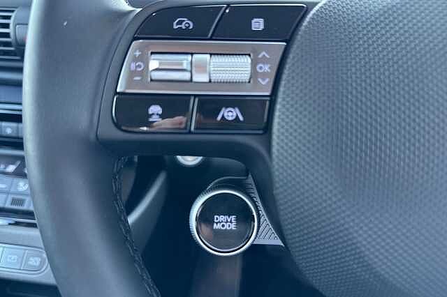 Hyundai INSTER 85kW 02 49kWh 5dr Auto Abyss Black