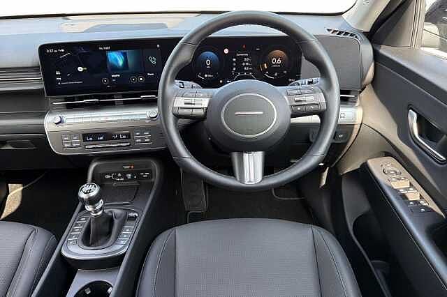 Hyundai KONA 1.6T 138 Ultimate 5dr Abyss Black