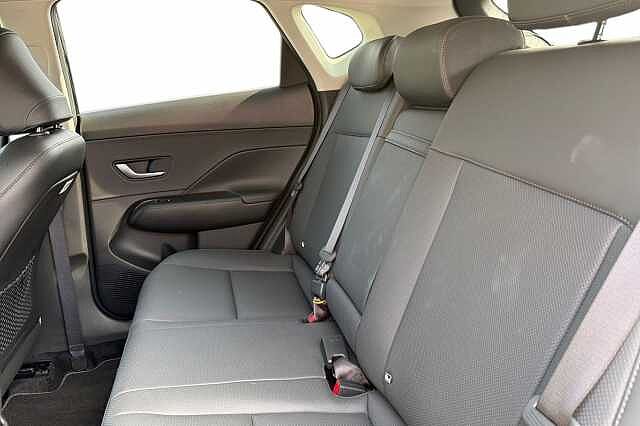 Hyundai KONA 1.6T 138 Ultimate 5dr Abyss Black