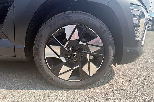 Hyundai KONA 1.6T 138 Ultimate 5dr Abyss Black