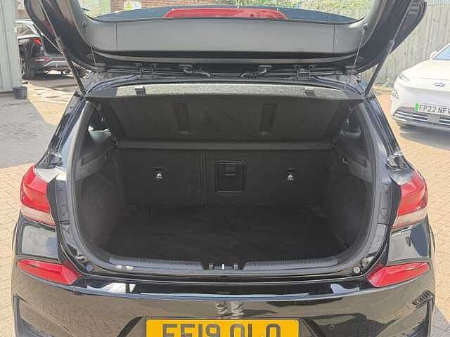 Hyundai i30 1.4T GDI N Line+ [Nav] 5dr DCT
