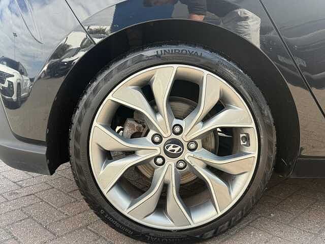 Hyundai i30 1.4T GDI N Line+ [Nav] 5dr DCT