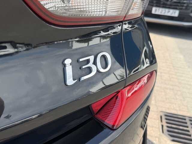 Hyundai i30 1.4T GDI N Line+ [Nav] 5dr DCT