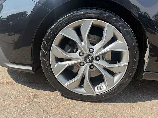 Hyundai i30 1.4T GDI N Line+ [Nav] 5dr DCT