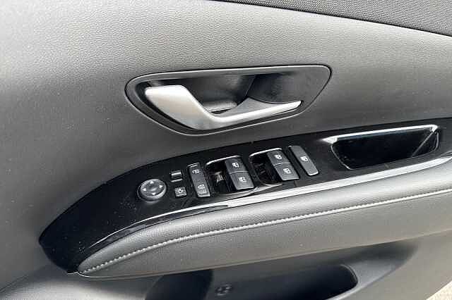 Hyundai TUCSON 1.6 TGDi Premium 5dr 2WD Phantom Black
