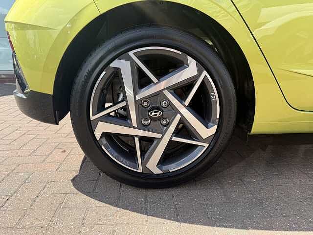 Hyundai I20 1.0T GDi 90 Tech Line 5dr DCT Lucid LIME