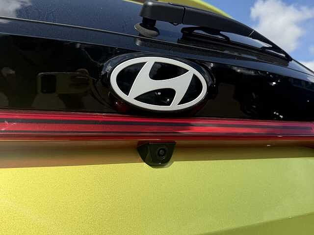 Hyundai I20 1.0T GDi 90 Tech Line 5dr DCT Lucid LIME