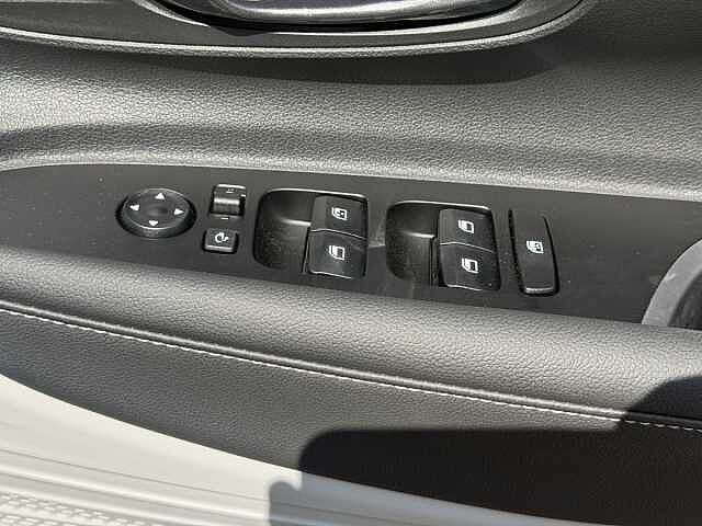 Hyundai I20 1.0T GDi 90 Tech Line 5dr DCT Lucid LIME