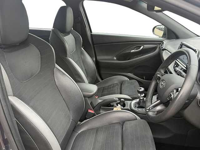 Hyundai i30 1.4T GDI N Line+ [Nav] 5dr