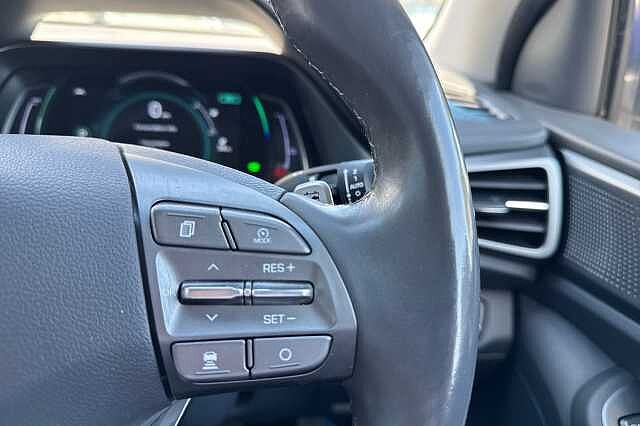 Hyundai IONIQ 100kW Premium SE 38kWh 5dr Auto