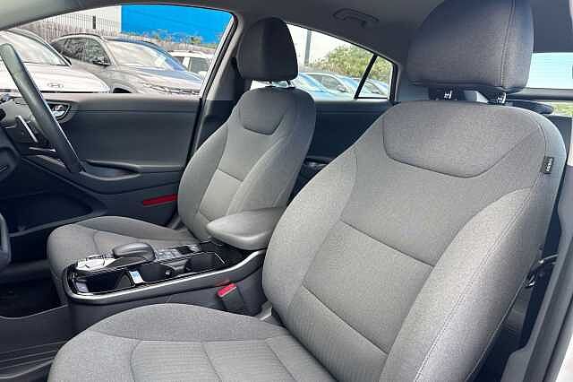 Hyundai IONIQ 100kW Premium 38kWh 5dr Auto