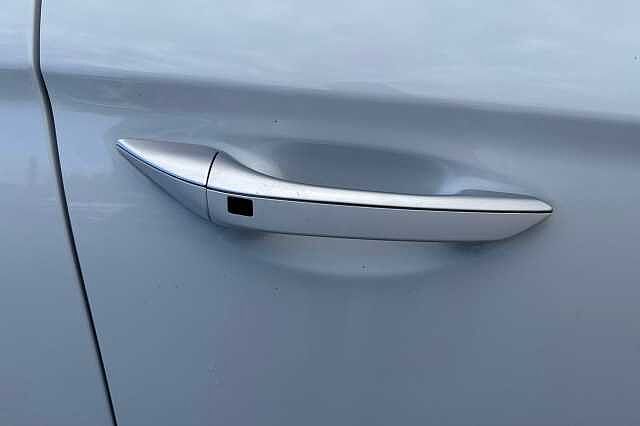 Hyundai IONIQ 100kW Premium 38kWh 5dr Auto