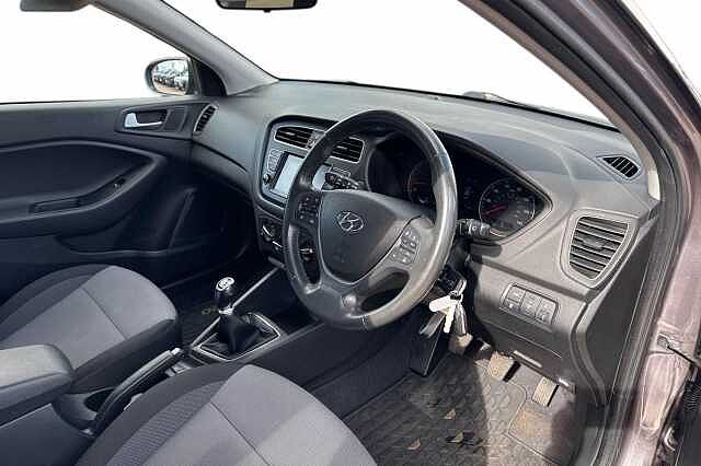 Hyundai i20 1.2 MPi Play 5dr