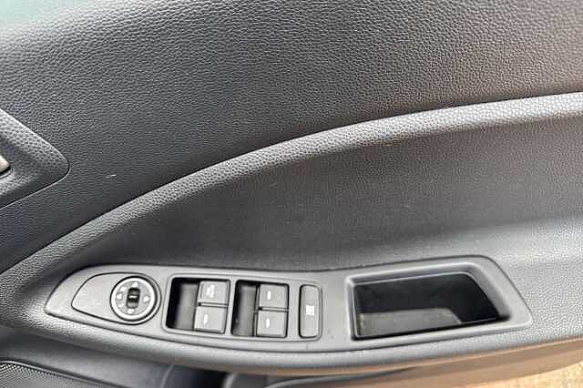 Hyundai i20 1.2 MPi Play 5dr
