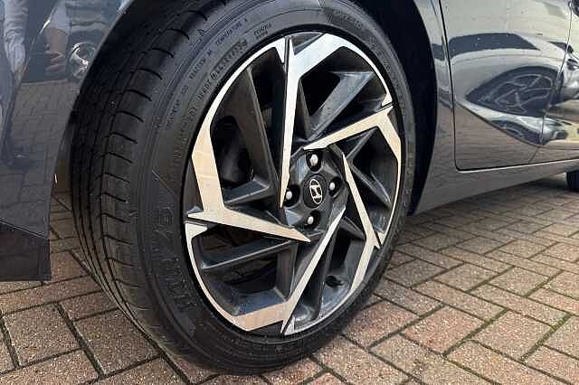 Hyundai i20 1.0T GDi 48V MHD Premium 5dr