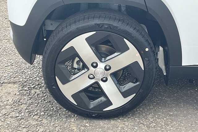 Hyundai INSTER Long Range 49kwh 02 Suv 5dr Electric Auto (115 Ps) Atlas White