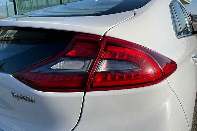 Hyundai Ioniq 1.6 H Gdi Premium Hatchback 5dr Petrol Hybrid Dct Euro 6 (s/s) (141 Ps)