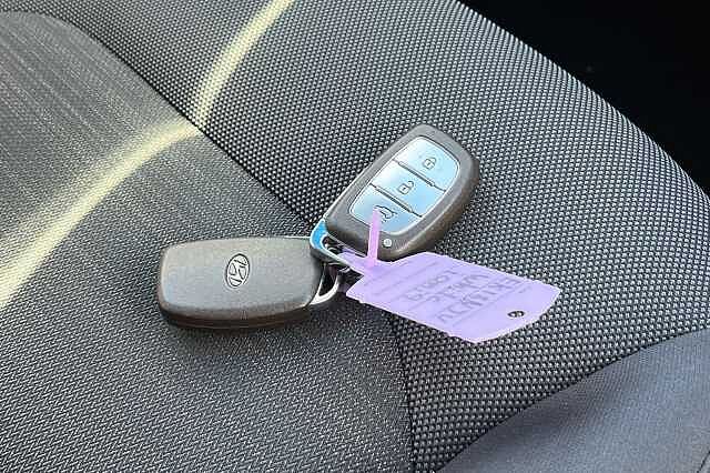 Hyundai Ioniq 1.6 H Gdi Premium Hatchback 5dr Petrol Hybrid Dct Euro 6 (s/s) (141 Ps)