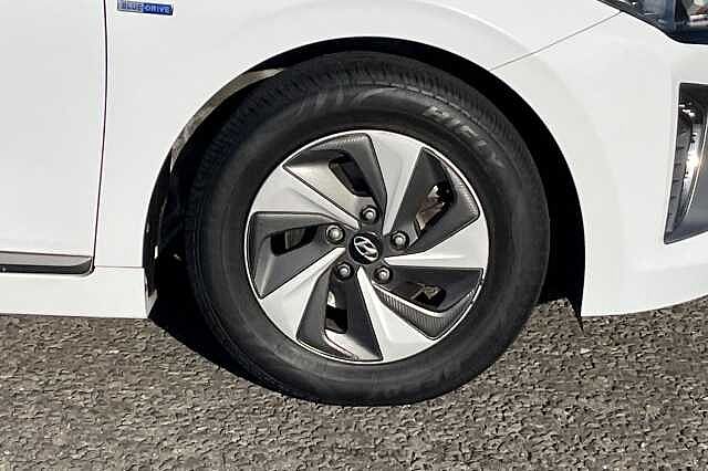 Hyundai Ioniq 1.6 H Gdi Premium Hatchback 5dr Petrol Hybrid Dct Euro 6 (s/s) (141 Ps)