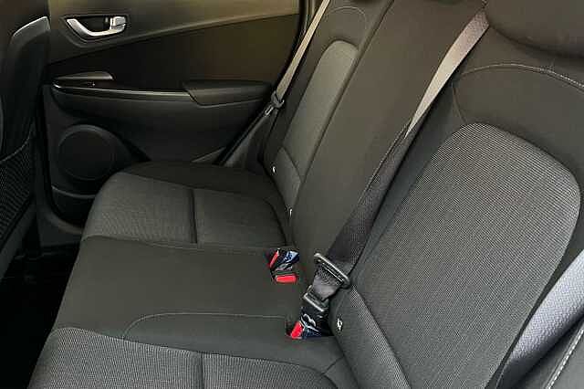 Hyundai KONA 1.6 H Gdi Premium Suv 5dr Petrol Hybrid Dct Euro 6 (s/s) (141 Ps) Surfy Blue