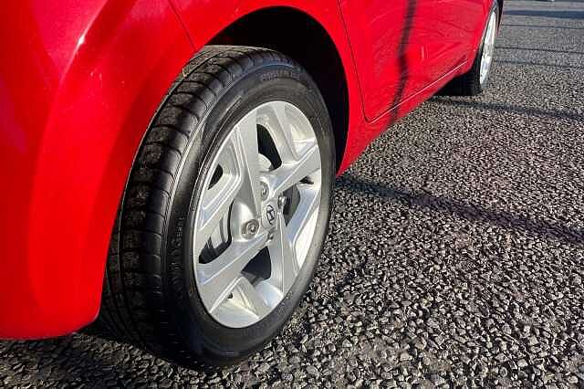 Hyundai I10 1.2 Se Connect Hatchback 5dr Petrol Manual Euro 6 (s/s) (84 Ps) Red