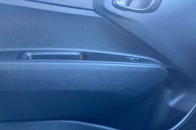 Hyundai I10 1.2 Se Connect Hatchback 5dr Petrol Manual Euro 6 (s/s) (84 Ps) Red