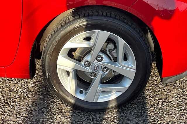 Hyundai I10 1.2 Se Connect Hatchback 5dr Petrol Manual Euro 6 (s/s) (84 Ps) Red
