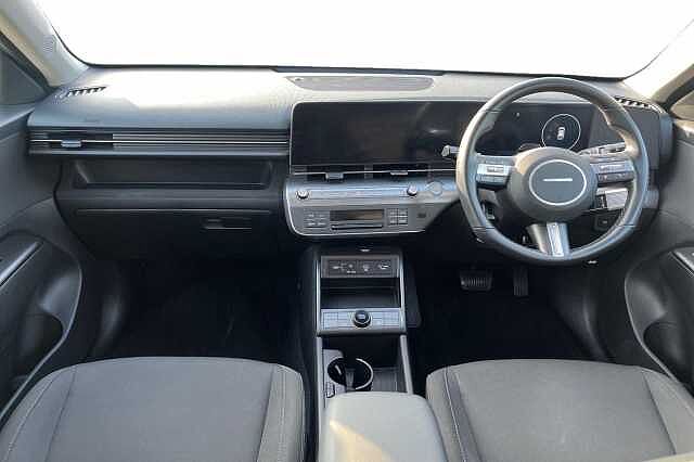 Hyundai KONA 1.6 H Gdi Advance Suv 5dr Petrol Hybrid Dct Euro 6 (s/s) (141 Ps) Atlas White
