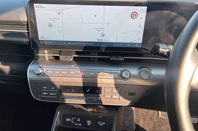Hyundai KONA 1.6 H Gdi Advance Suv 5dr Petrol Hybrid Dct Euro 6 (s/s) (141 Ps) Atlas White