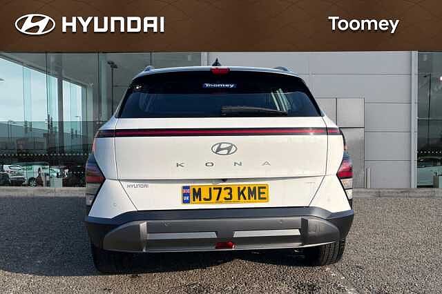 Hyundai KONA 1.6 H Gdi Advance Suv 5dr Petrol Hybrid Dct Euro 6 (s/s) (141 Ps) Atlas White