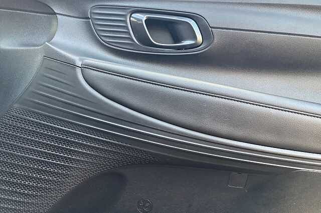 Hyundai BAYON 1.0 T Gdi Mhev Premium Suv 5dr Petrol Hybrid Dct Euro 6 (s/s) (100 Ps) Blue